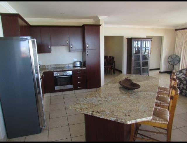 3 BEDROOM APARTMENT FOR SALE IN SHELLY BEACH